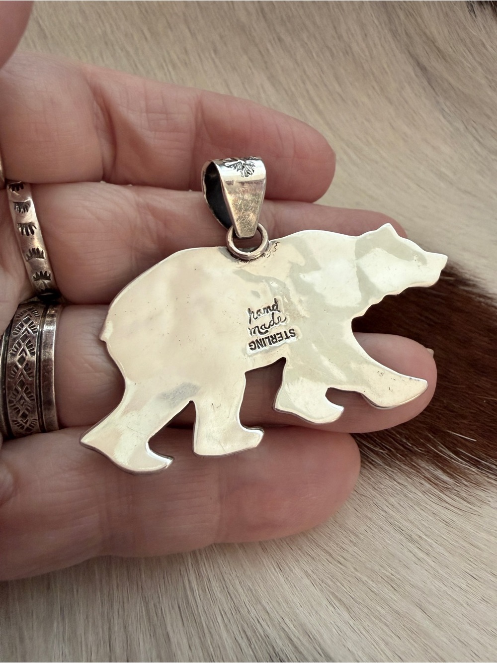 ❤️ Queen Pink Conch Sterling Hand Stamped Statement WALKING BEAR Pendant 2.35”W - Picture 8 of 14